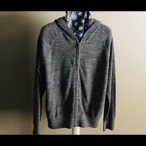 GAP ZIP-UP SWEATER